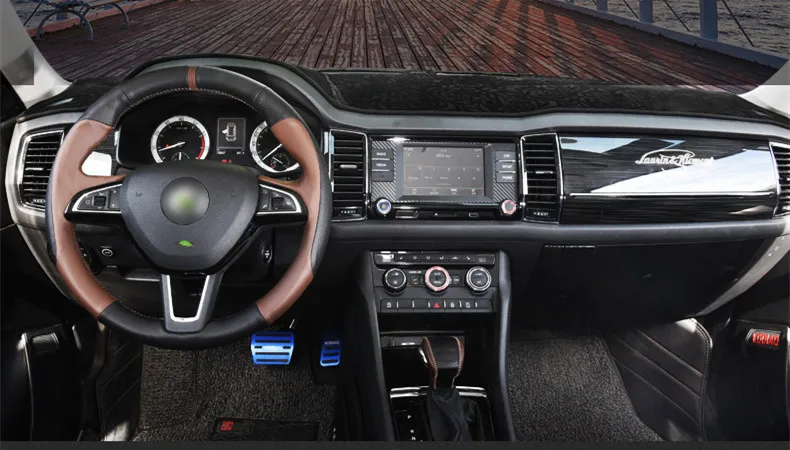 Высокое качество ручной работы из натуральной кожи чехол на руль для Skoda Kodiaq AB350