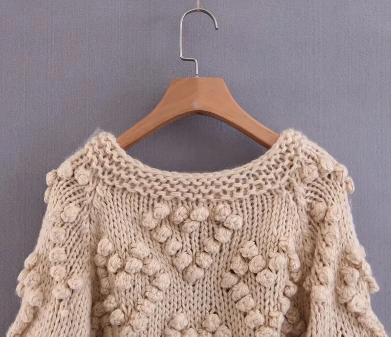 Hot sale Z0912T13 Europe and America 2018 autumn new net red same thick needle hair ball cardigan sweater 9056 |