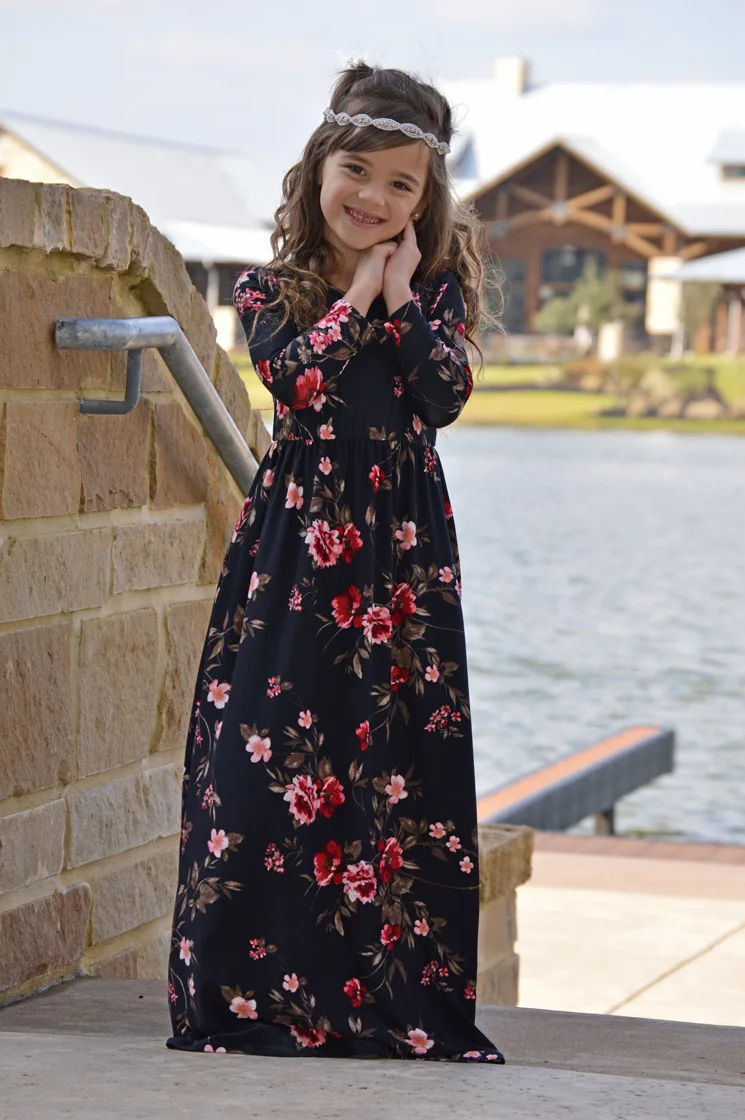 Семейная одежда платье для матери и дочери цветочные подходящие костюмы мамы