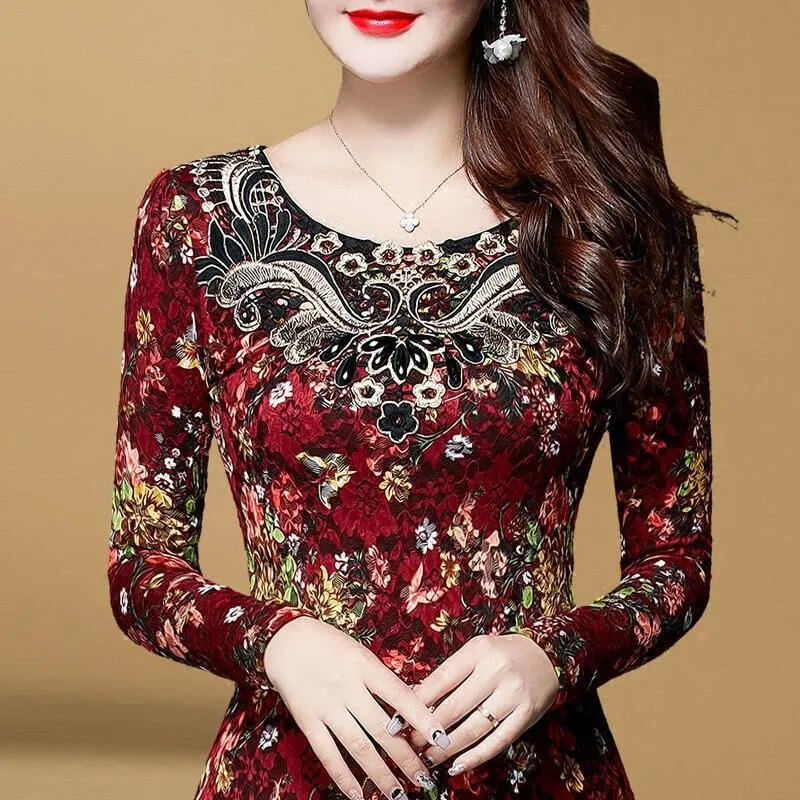 Ажурные женские весенние и осенние стильные кружевные блузки рубашки