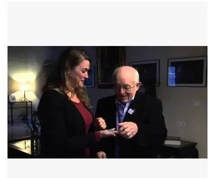 

2016 Las Cuatro Cartas by Paul Daniels-Magic tricks
