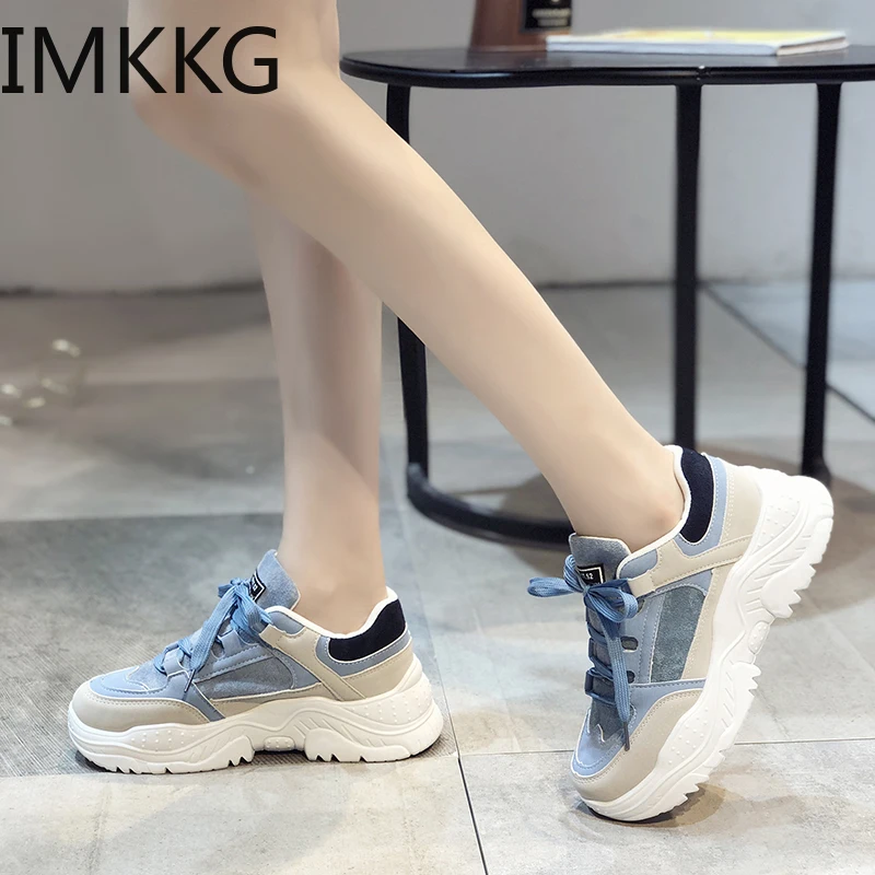 Женские кроссовки на платформе повседневные дышащие шнуровке модель Y10198 осень