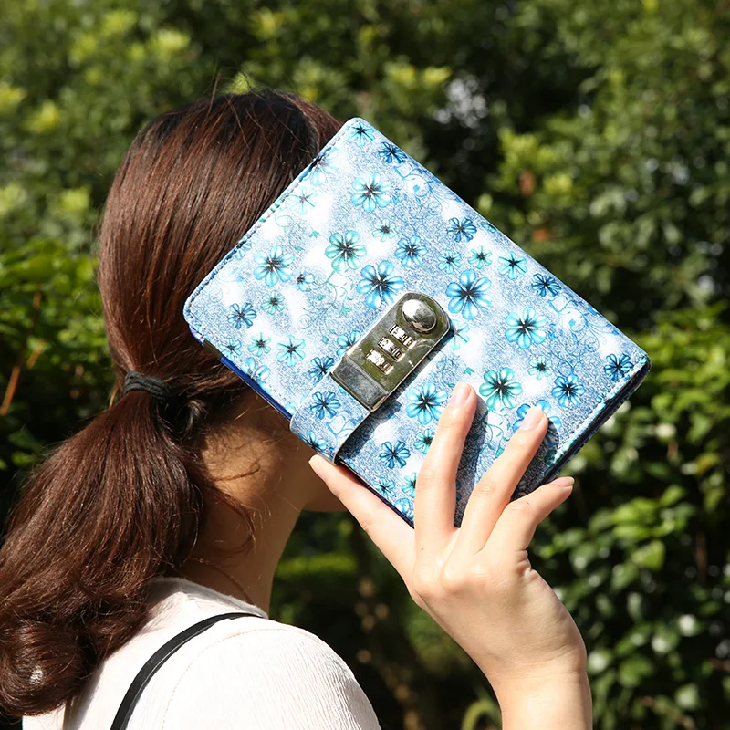 Записная книжка TATCAT A6 Binder Journal с кодовым замком для путешествий (ручка в комплект