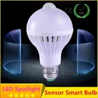 Лампа с датчиком движения 5 Вт светодиодный ная лампа 7 Вт LED s 15 Вт автоматические умные светодиодные светильник пы или звуковое голосовое Освещение E27 датчик движения светильник светодиодный Па