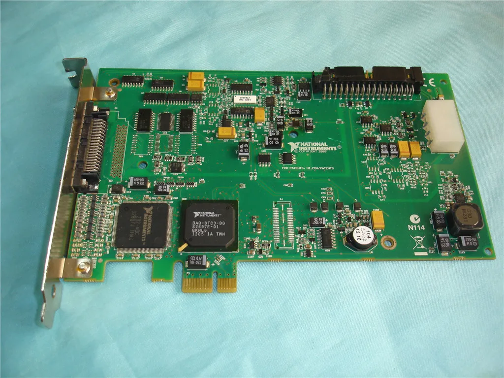 Для 90% новой американской подлинной NI PCIE 6321 передачи данных DAQ карта