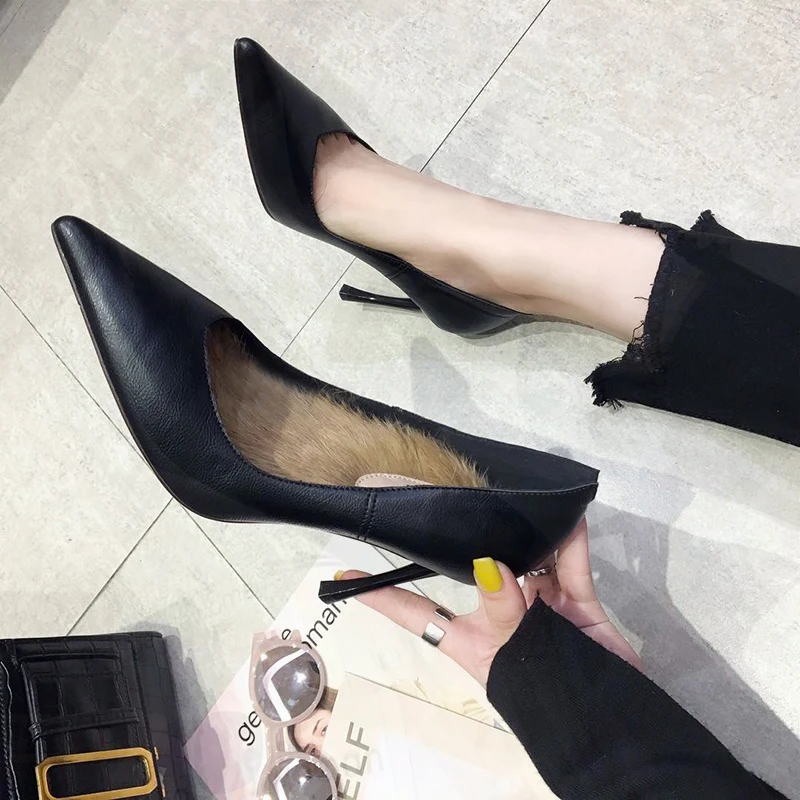 

New wild girl shallow mouth 8CM high heel sexy real rabbit hair with single shoes comfortable.