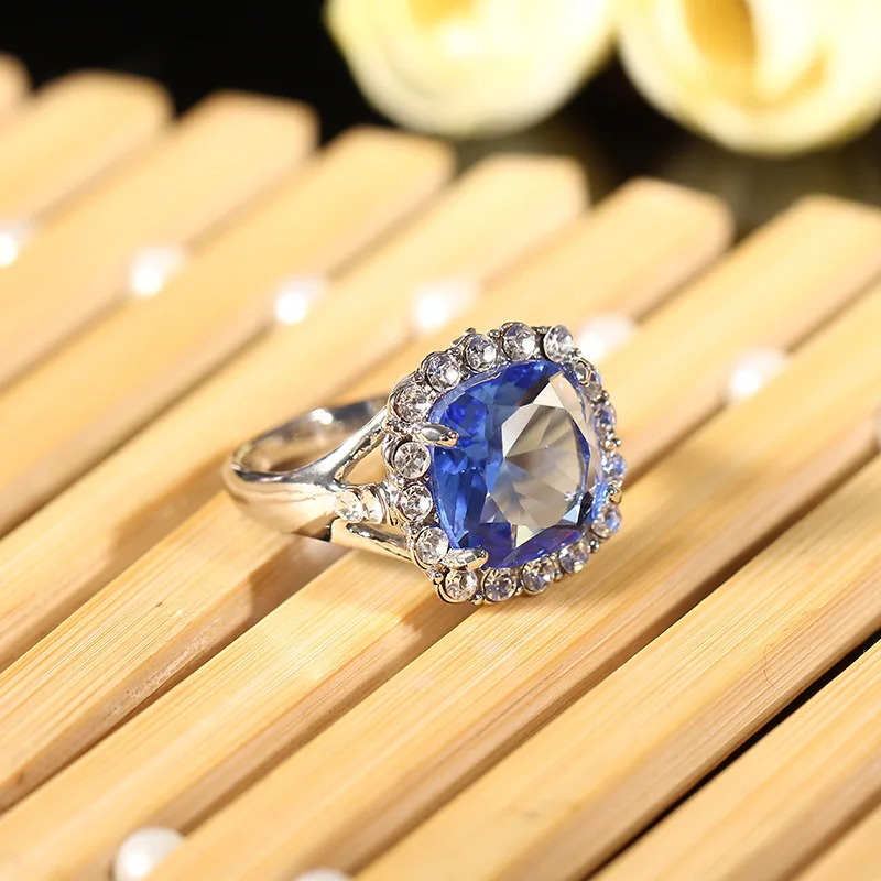 Унисекс модное яркое зеленое кольцо со стразами Margi Bijoux серебряное ретро Cristal