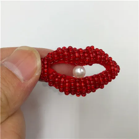 E 2 шт./лот 3D ручной работы губы из бисера жемчужные заплатки нашивки на одежду отделка бисером Прохладный патч - Цвет: E