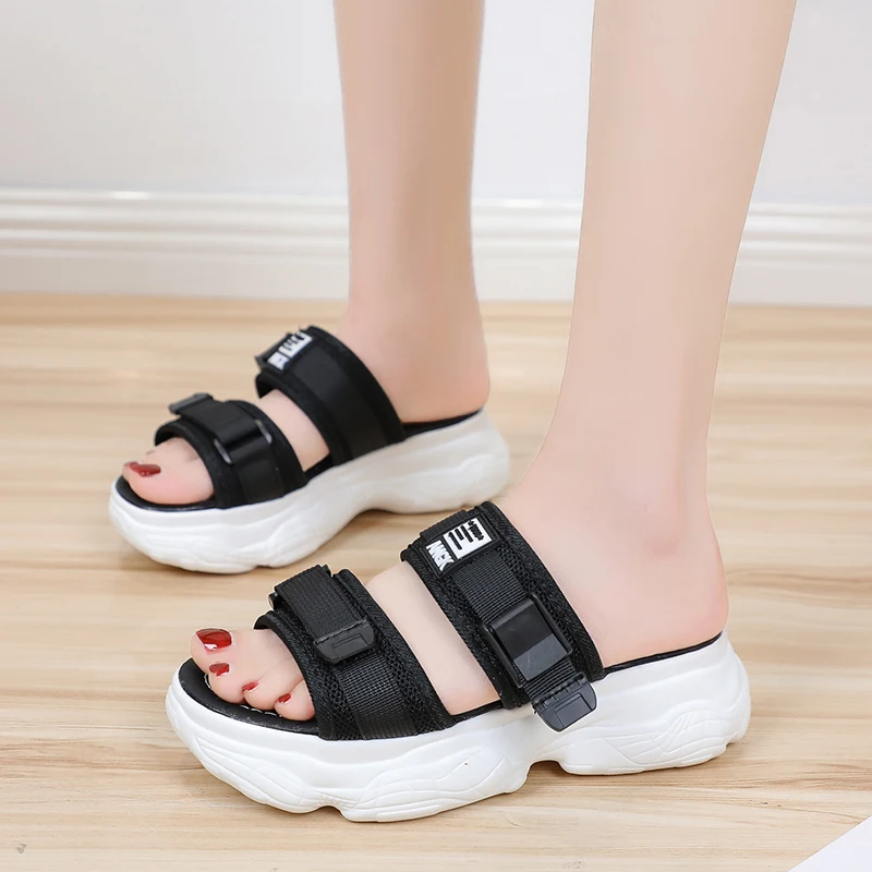 Новинка 2019 года женские винтажные шлепанцы на плоской подошве модная Уличная