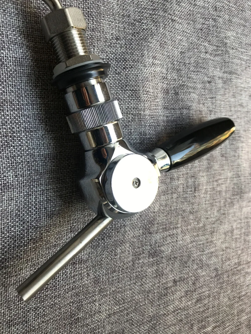 Кран для пива в бельгийском стиле с хвостовиком резьбы 30 мм и аксессуаром шланга