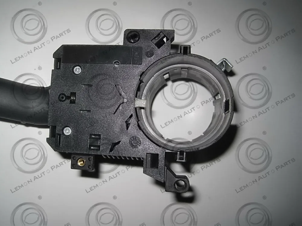 2011862 8L0953513G 8L0953513G01C 1S3780 SW4057 CBS1588 переключатель указателей поворота для VW AUDI FORD SEAT |
