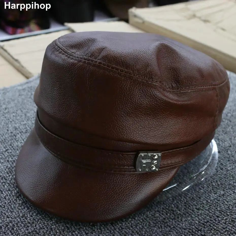 Бейсболка женская с короткими полями Кепка из натуральной воловьей кожи черная