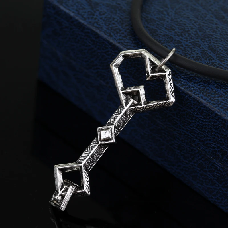 Dongsheng Ювелирное Украшение брелок Thorin Oakenshield дубовый щит сокровища ключ одинокого
