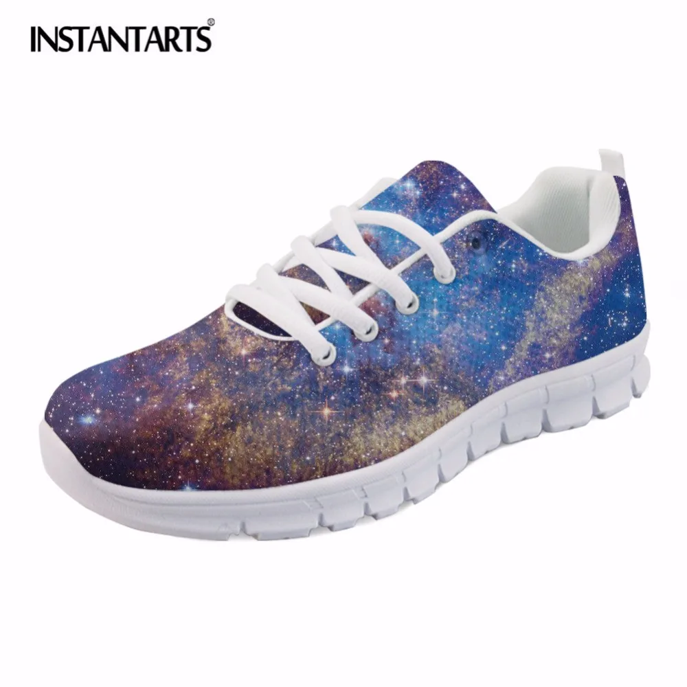 

Женские кроссовки INSTANTARTS, повседневная обувь на плоской подошве, со звездами, рисунком вселенной, для студенток, теннисная обувь, весна