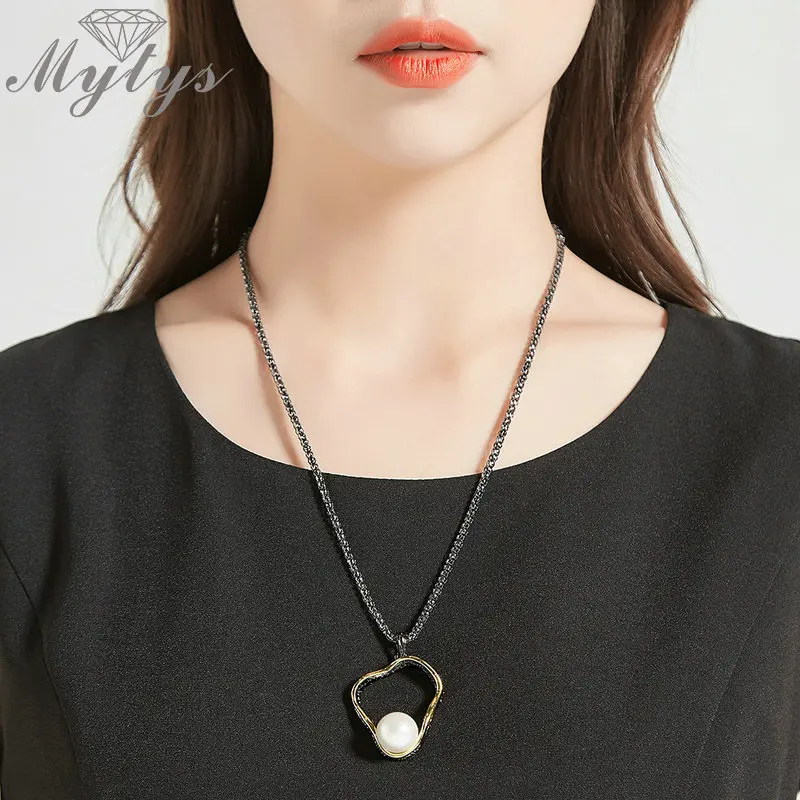 Mytys Retro Antique Black Popcorn Chain Hollow Pendant Necklace Pearl Embellish Gold Wire Frames Vintage Jewelry CN518 | Украшения и
