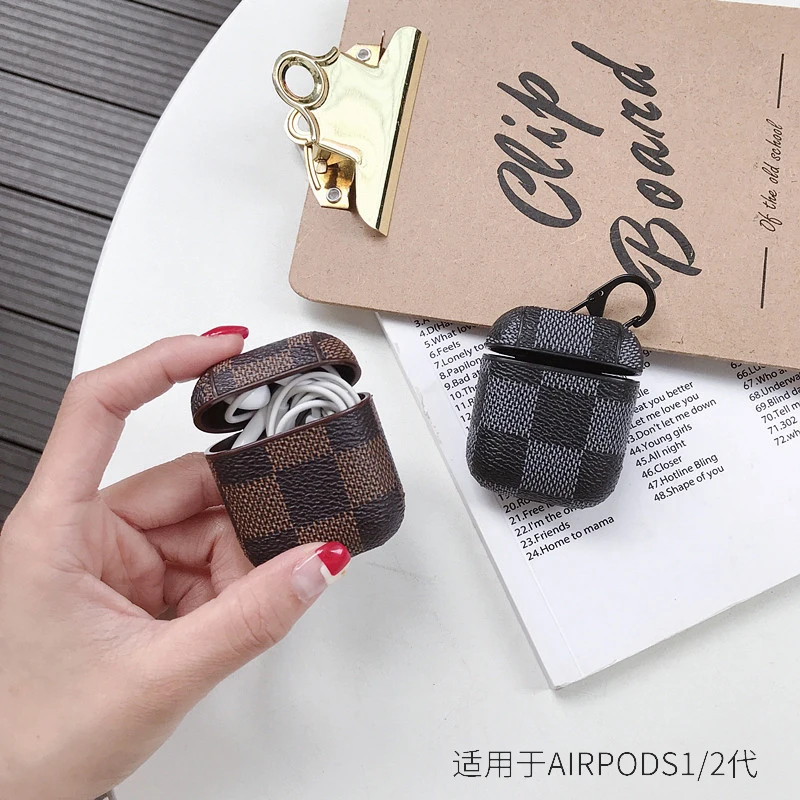 Кожаный защитный чехол с крючком для Apple Airpods 1/2 | Электроника
