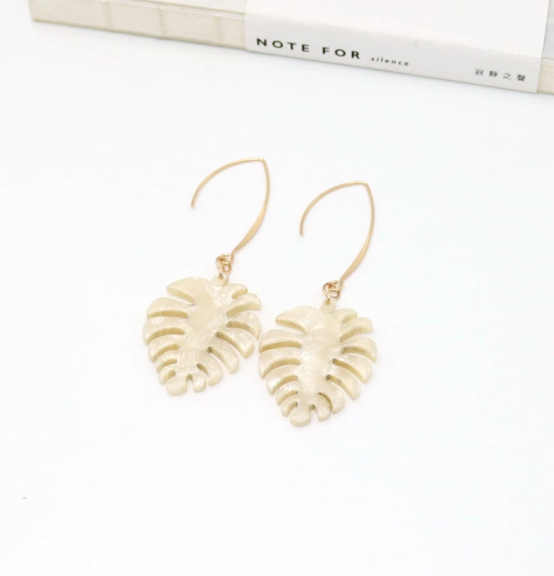 2018 New Fashion leaf leopard Colored copper ear hook resin Drop Earrings For Women | Украшения и аксессуары