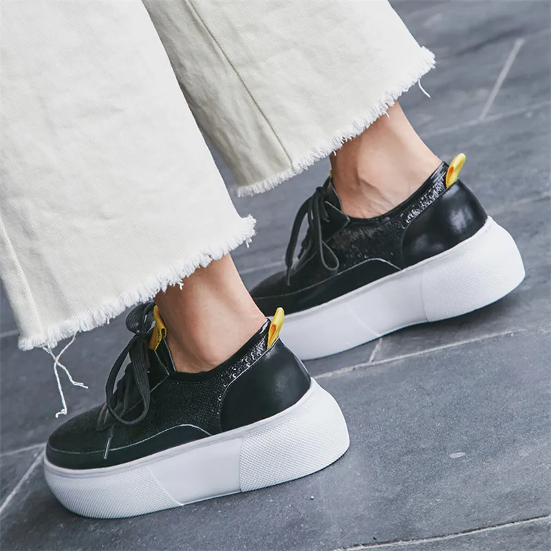 Женская обувь на плоской подошве FEDONAS черная повседневная шнурках с закругленным