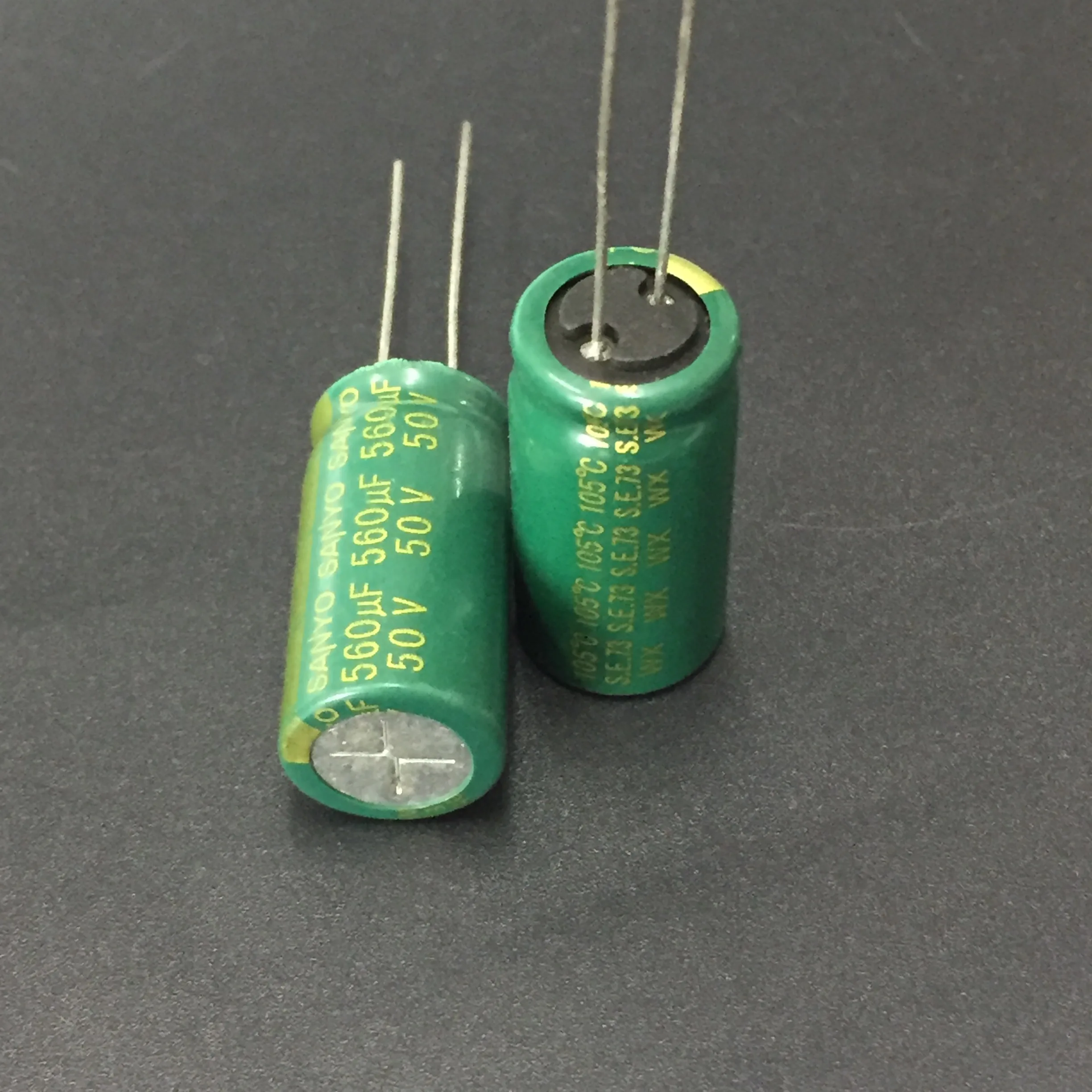 10 шт 560 мкФ 50V SANYO WX серия 12,5x25 мм низкое сопротивление 50V560uF материнская плата алюминиевый электролитический конденсатор