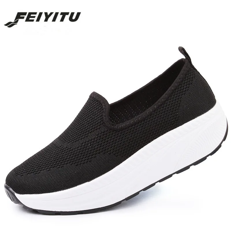 Женские модные кроссовки FeiYiTu больших размеров 35 42 для весны и лета 2018 сетчатые
