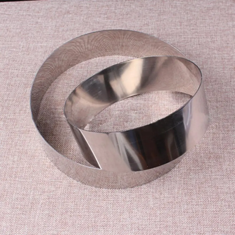 

Round Stainless Steel Ring Cake Mold Spray Pattern Baking Mold Mousse Circle