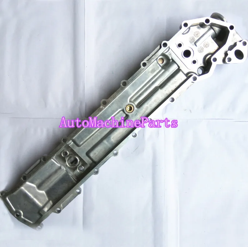 Крышка масляного радиатора подходит для экскаватора Komatsu двигателя 6D105 |