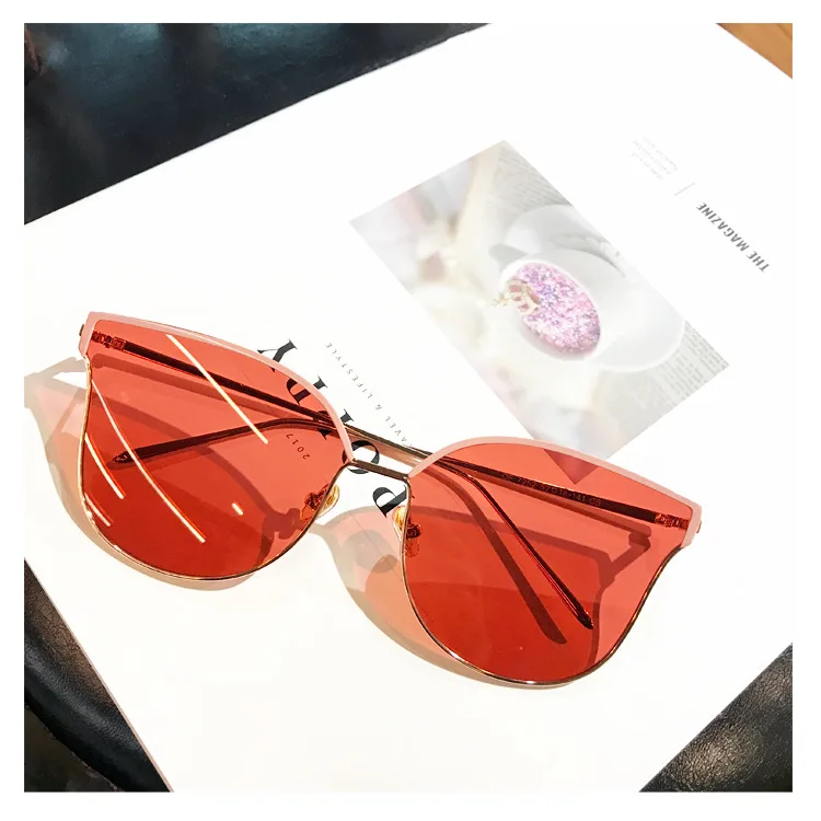 2019 маленький Солнцезащитные очки Cat Для женщин Винтажная брендовая дизайнерская