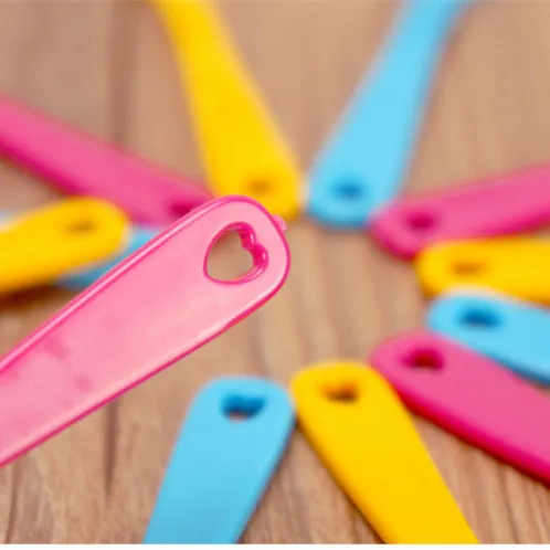 2015 профессиональная Экологически чистая пластиковая фруктовая вилка для дня