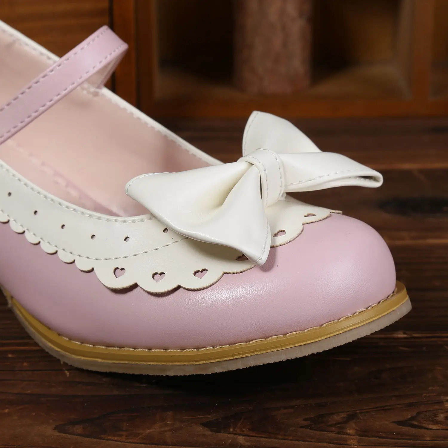 

Japanese college sweet lolita shoes round head one-word buckle cute bowknot kawaii shoes cosplay princess loli women shoes