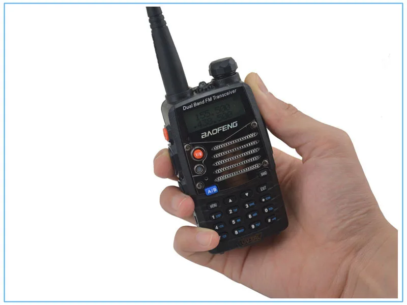 Портативная Двухдиапазонная радиостанция Baofeng 136 174 МГц 4 Вт/1 Вт 128 каналов FM 65 108 с