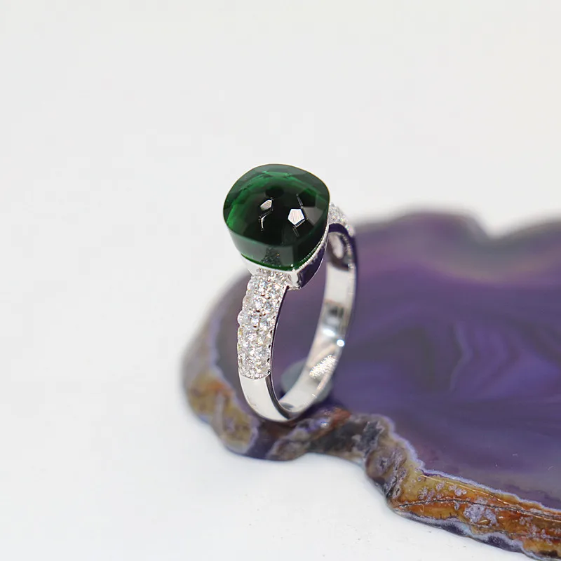 

Модное женское кольцо с темно-зеленым кристаллом и белым цирконом, покрытое 18-каратным белым золотом, для лучшего праздничного подарка, 2021