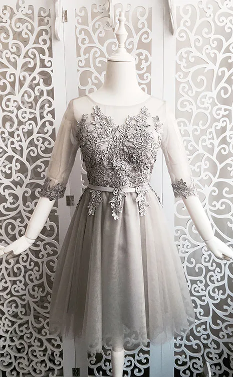 Женское Короткое платье подружки невесты серое и серебряное короткое Кружевное