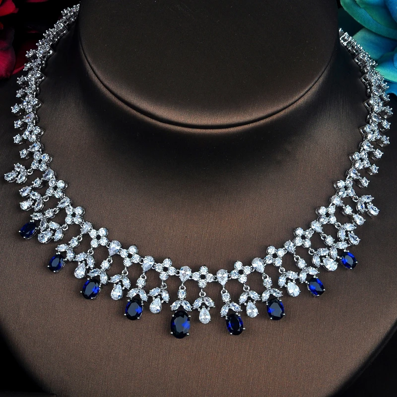 Комплект из колье и серёг с фианитом | Украшения аксессуары