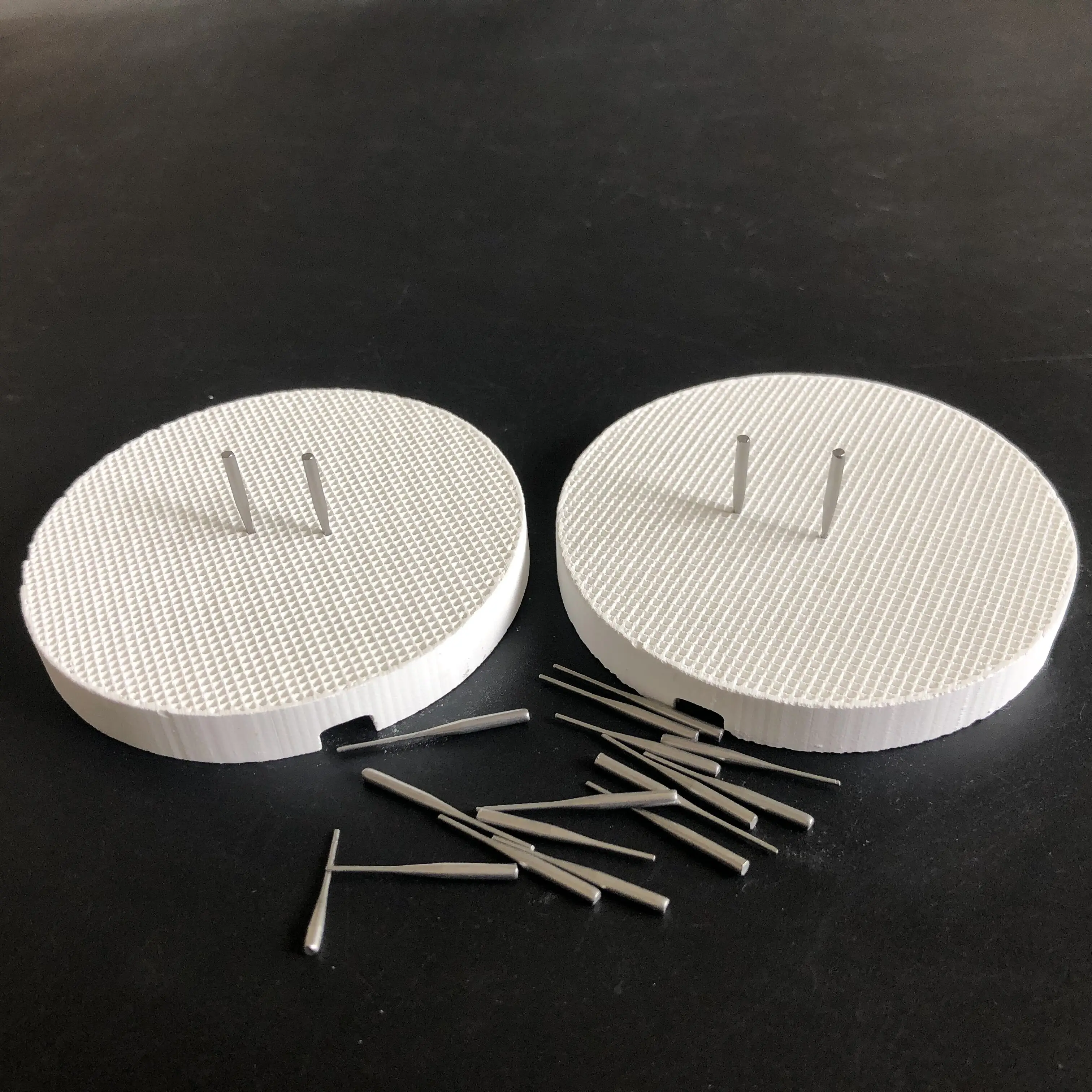 2 лотка для стоматологической лаборатории сотовые Круглые Обжимные фарфоровые