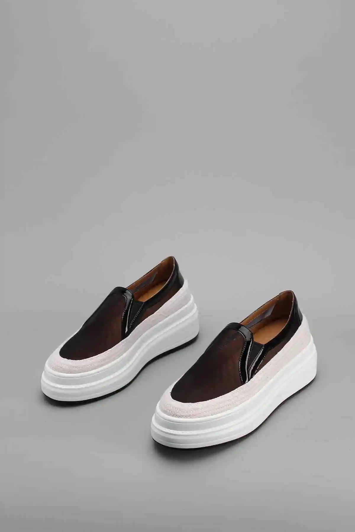 

Lenkisen brand plus size slip on loafers round toe med bottom flat platform solid breathable mesh leisure vulcanized shoes L03