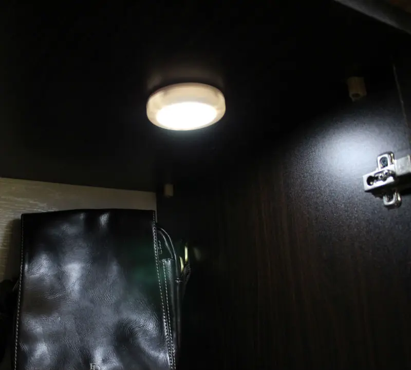 Светодиодный PIR датчик движения Кабинет свет ночник использовать 3AAA батареи без