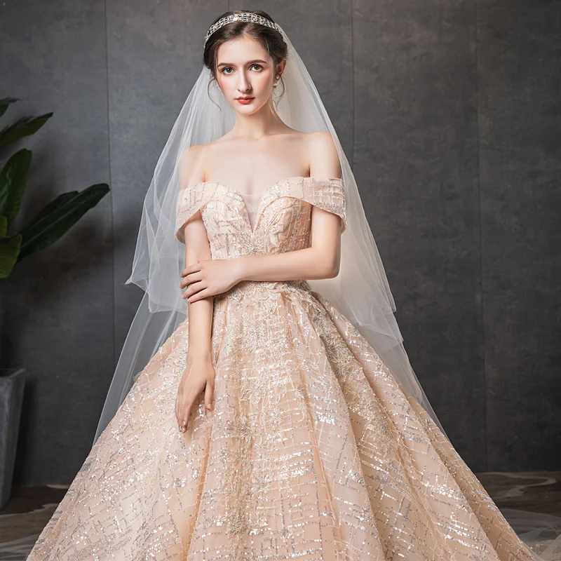 Женское свадебное платье со шлейфом SSYFashion роскошное длинное цвета шампанского с