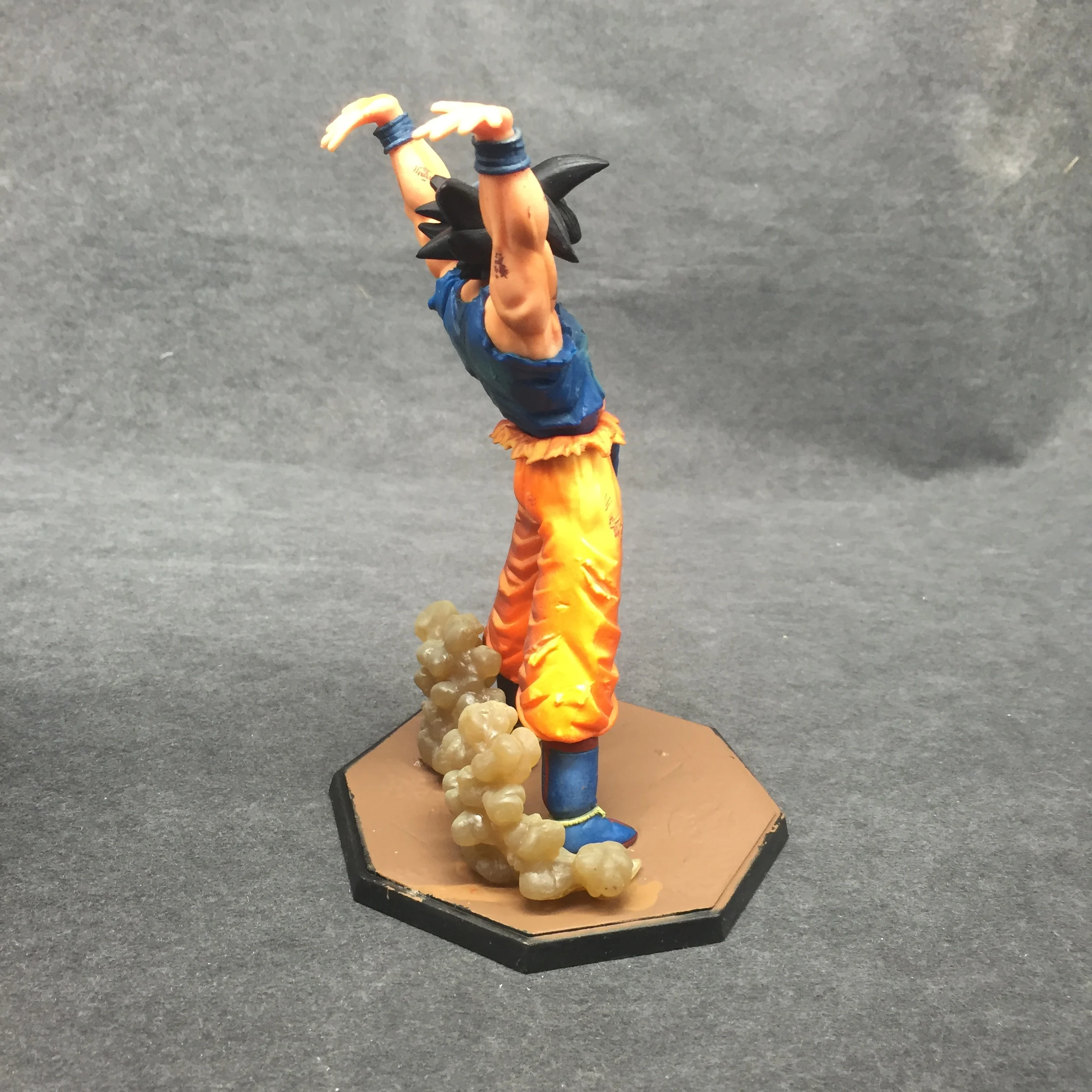 SAINTGI Dragon Ball Z Супер Saiyan Сон Гоку Цифры игрушки Аниме ПВХ фигурку Коллекционная