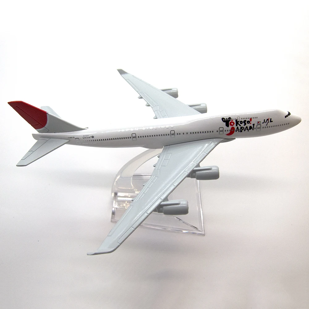Самолёт в масштабе 1/400 самолёт Боинг 747 Йоко японские авиалинии самолет из сплава
