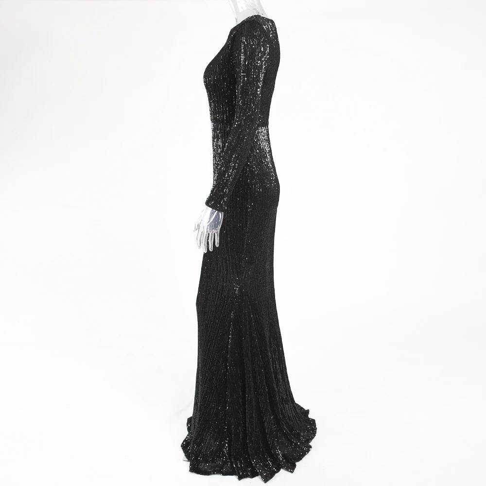 Вечернее платье в пол с о вырезом черное облегающее длинными рукавами и