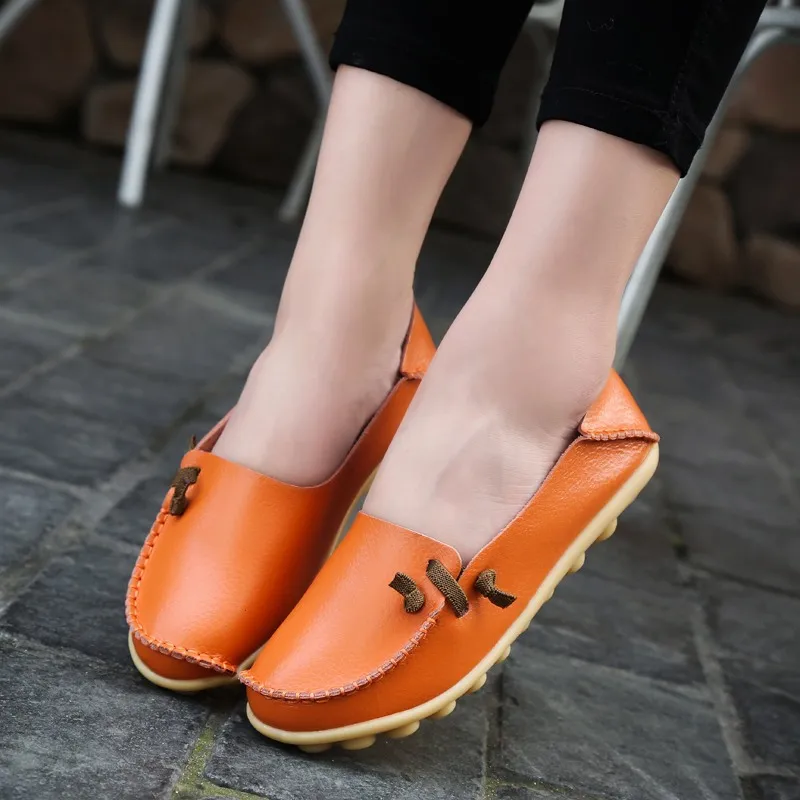 Женские лоферы на плоской подошве мягкие слипоны из натуральной кожи для