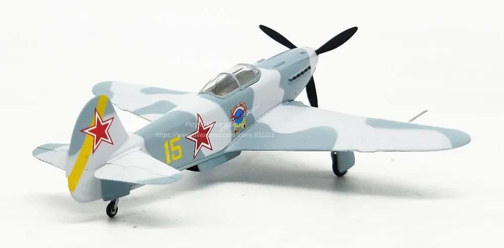 1: 72 советская модель истребителя Як 3 во время Второй мировой войны трубач