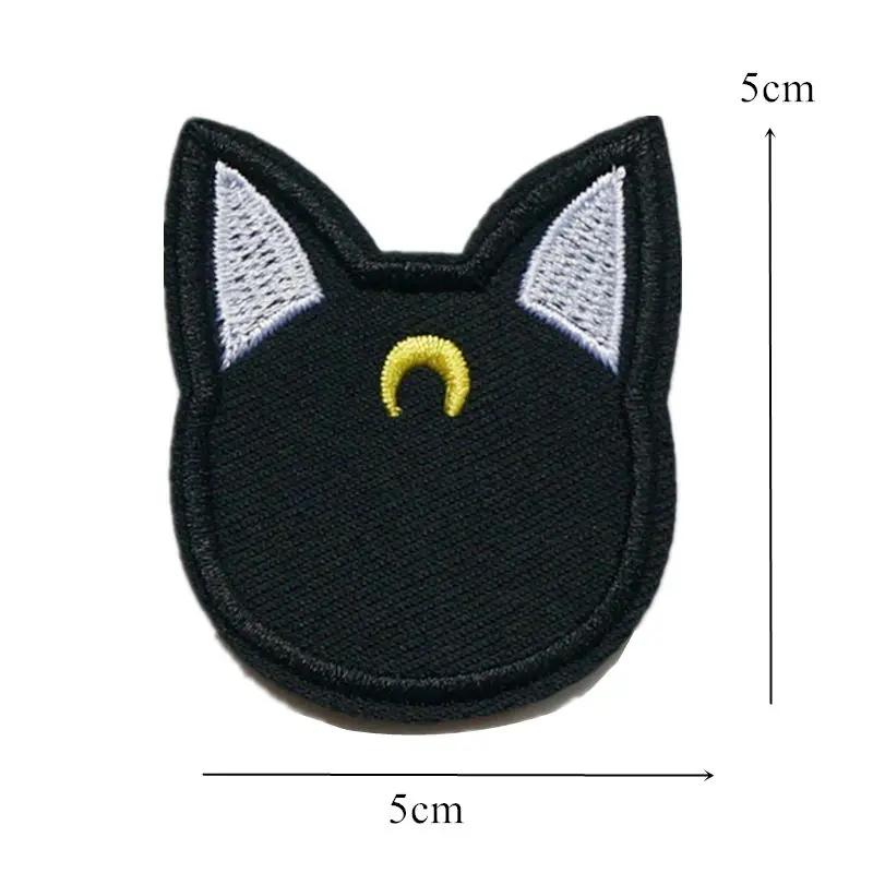 Накладки для вышивки 5 см черные с изображением кота Луны Пришивные железные на