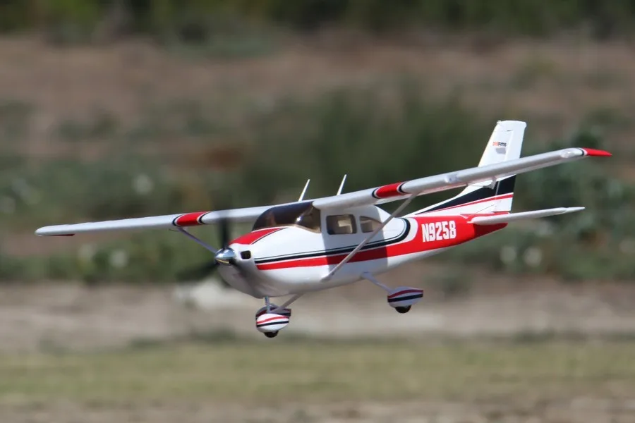 FMS 1400 мм SKY TRAINER 182 Cessna (6CH с клапаном) на красном PNP|Радиоуправляемые самолеты| |