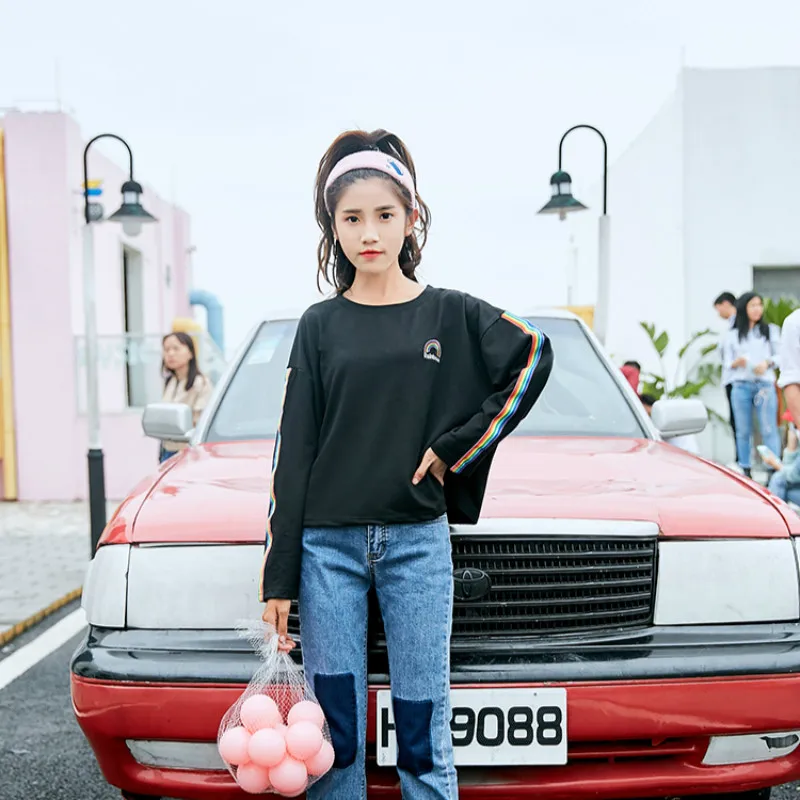 Черный Милая Радужная полосатая футболка с вышивкой для девочек Harajuku модные женские топы с длинными рукавами Повседневная Свободная Студенческая футболка средней длины - Цвет: Черный