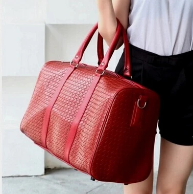 red Waterproof Travel Bag Large Capacity Men Hand Luggage Duffle PU Leather Handbag Multifunction Business Shoulder Bag Bolsos B018 - Цвет: red