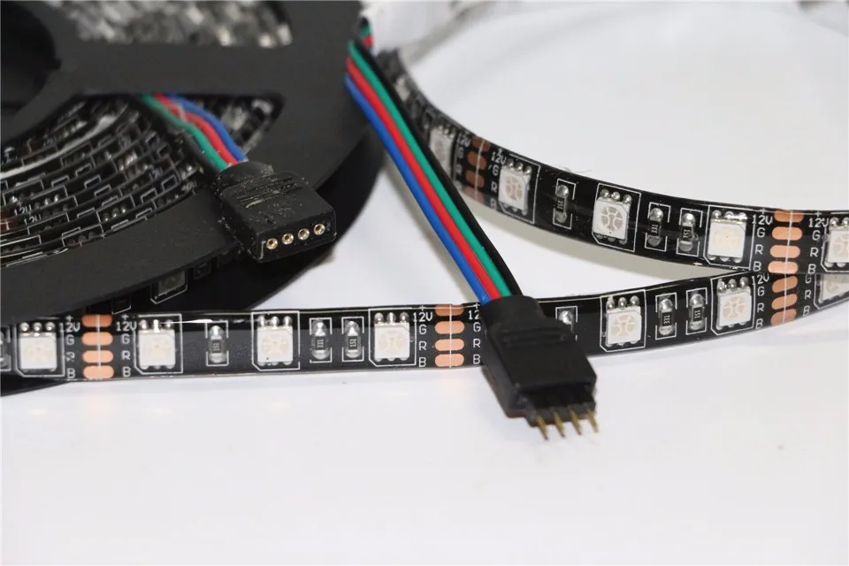 5050 RGB гибкий Светодиодные ленты светильник 60 светодиодный s/m 12V 0,5/1/2/3/4/5 м Non-Водонепроницаемый/Водонепроницаемый домашний бар КТВ для отдыха с металлическим украшением светодиодный ленточный светильник