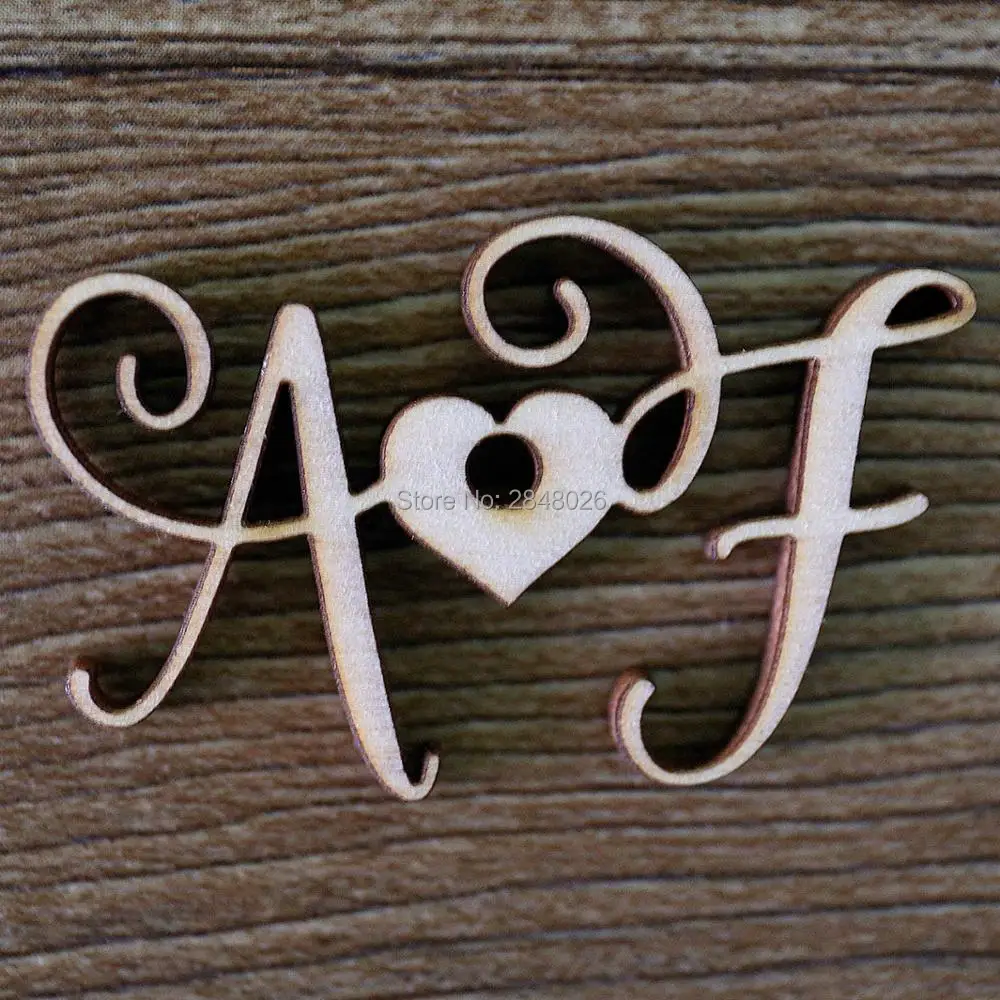 Пользовательские монограммы сердца бирки деревянные Тэги с инициалами и сердцем