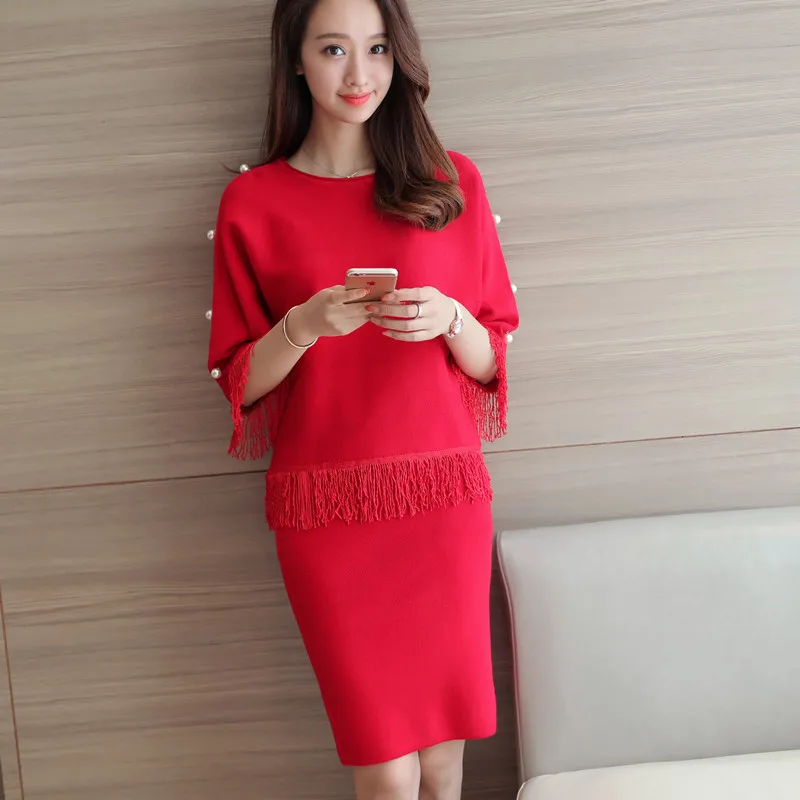 Женский костюм Maxdiroo свитер с кисточками и юбка |