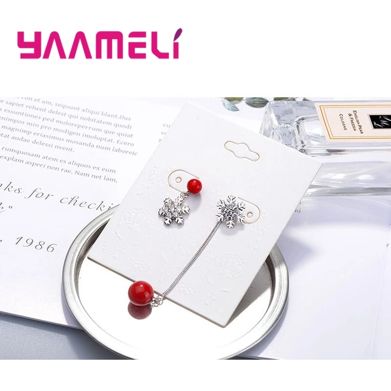 Двухцветные снежинки + белый жемчуг/красная бусина дизайнерские серьги